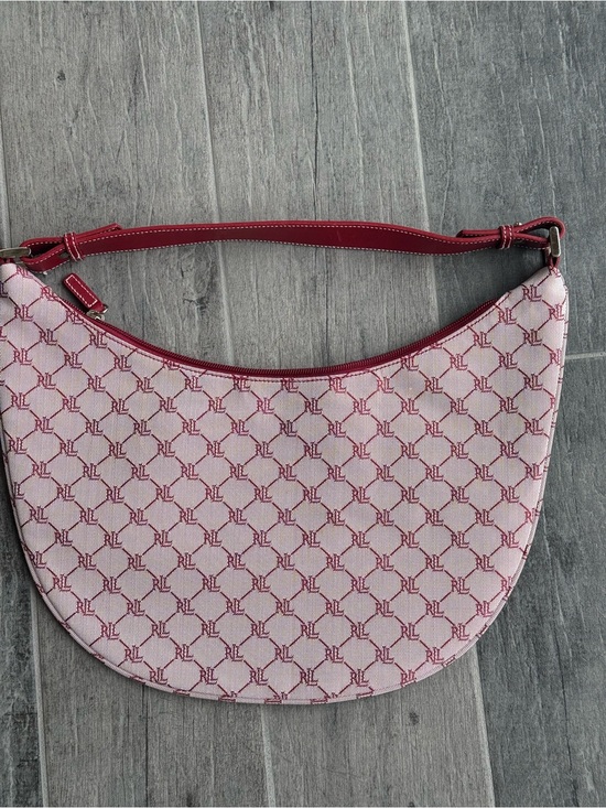 Ralph Lauren Handbags - Y2K Ralph Lauren under the shoulder bag
